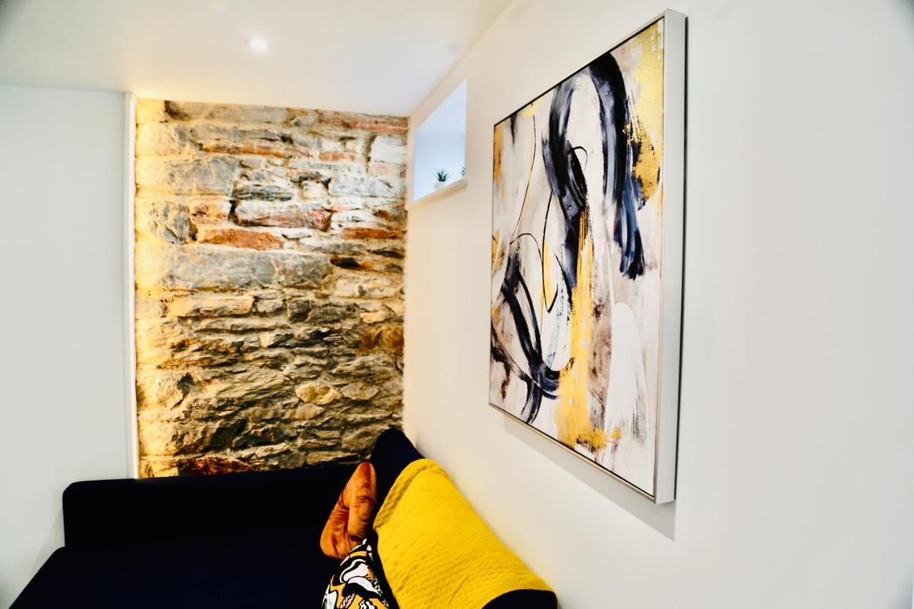 New Modern Apartment With Free Private Parking Plymouth Exterior foto